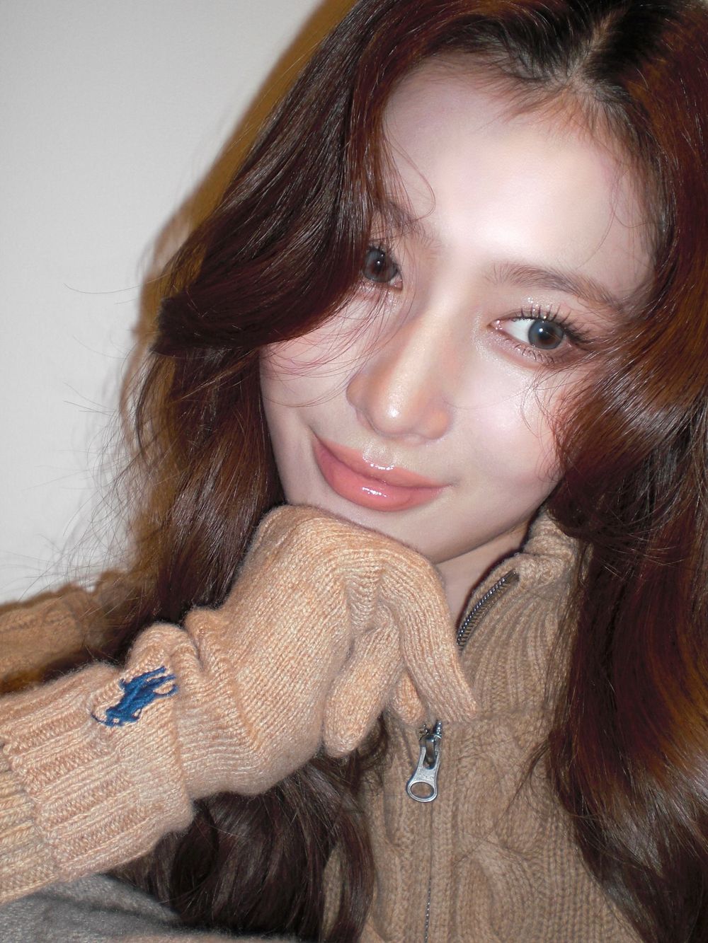 2025秋冬韓國底妝趨勢解析！健康潤光是重點、絲緞&柔霧肌崛起，從妝前保養到定妝，一次解答！-11