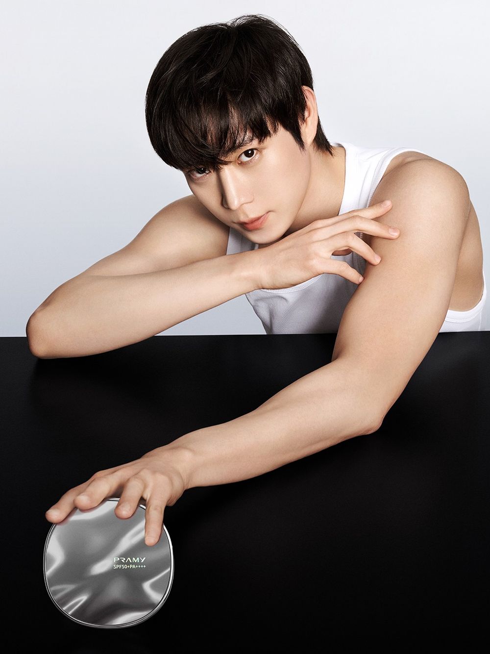 《親愛的X》金永大病態工具人尹俊瑞接新代言？！官宣柏瑞美印尼＋越南品牌大使，小紅書激推定妝好物、一噴保證不脫妝！-9