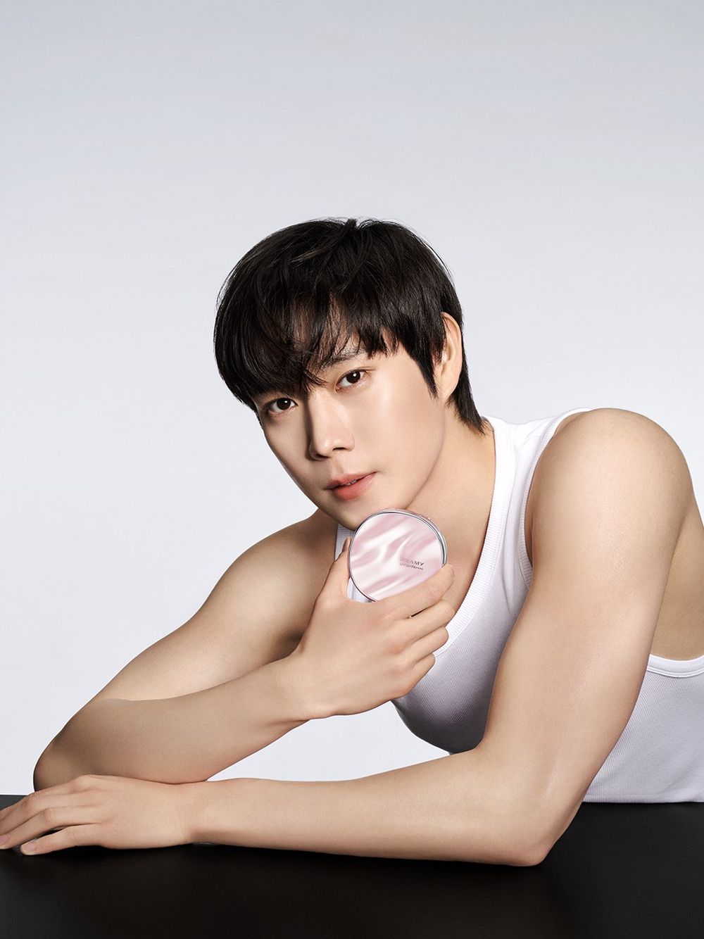 《親愛的X》金永大病態工具人尹俊瑞接新代言？！官宣柏瑞美印尼＋越南品牌大使，小紅書激推定妝好物、一噴保證不脫妝！-10