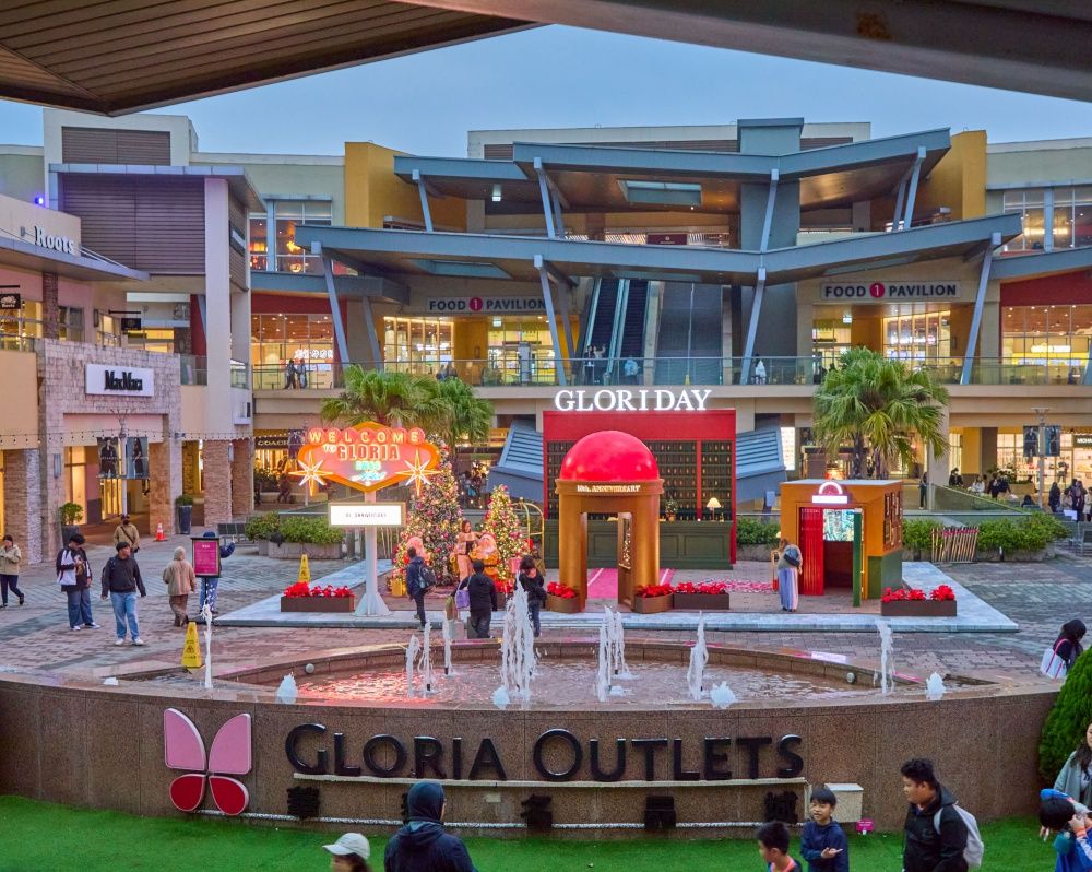 2025華泰名品城聖誕村來了！20公尺飄雪聖誕樹美翻天、3大限定打卡點&聖誕市集一次看！-18