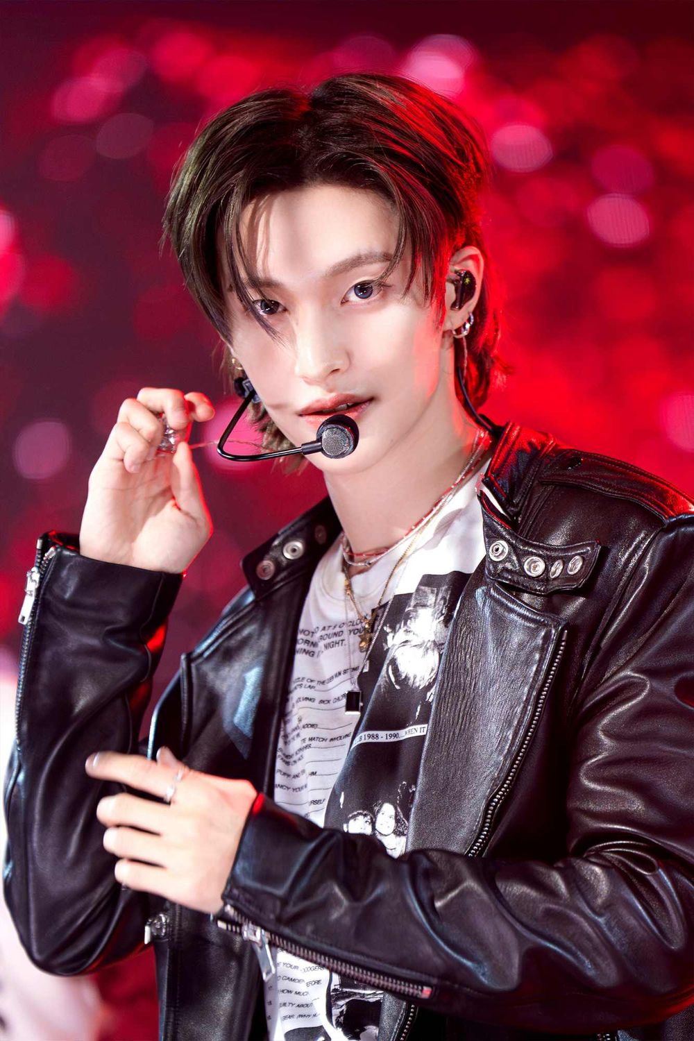 網評6位天生擁有C位氣場的KPOP男偶像！車銀優存在感爆棚，柾國、GD氣場強到離不開視線！-12