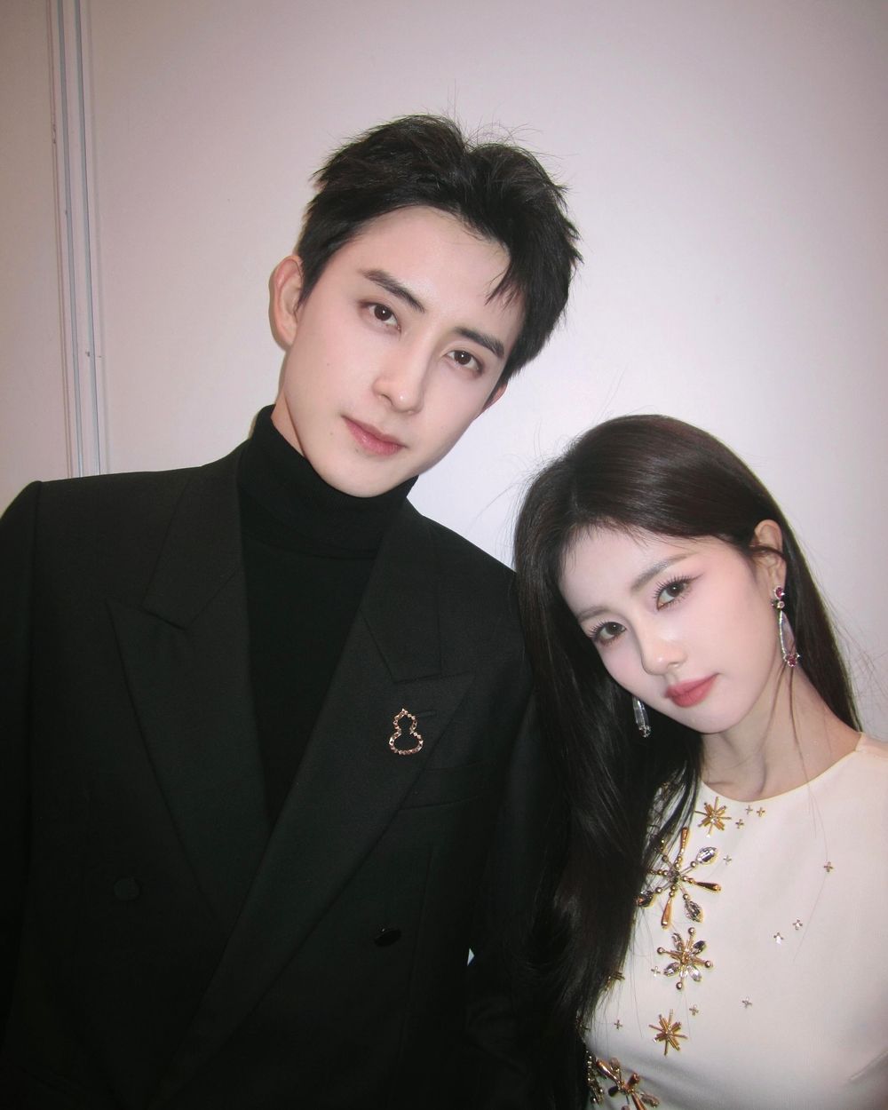 2025愛奇藝尖叫之夜出席名單曝光！白鹿、劉宇寧、檀健次、敖瑞鵬全到齊，多組人氣CP組合確定合體！-3