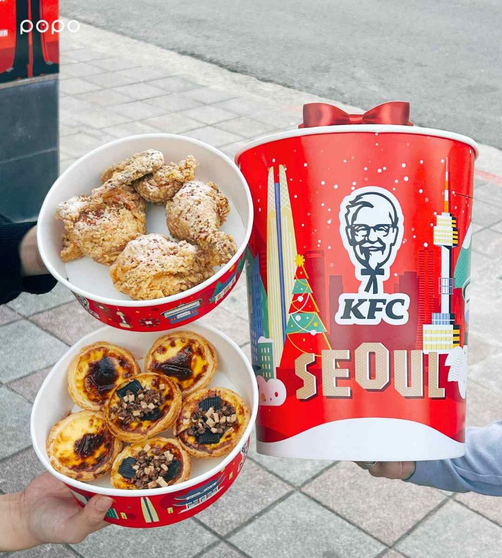 2025聖誕限定必吃！肯德基「聖誕首爾巨大桶」雪花起司炸雞+比司吉+可可流心蛋撻太欠吃！-11