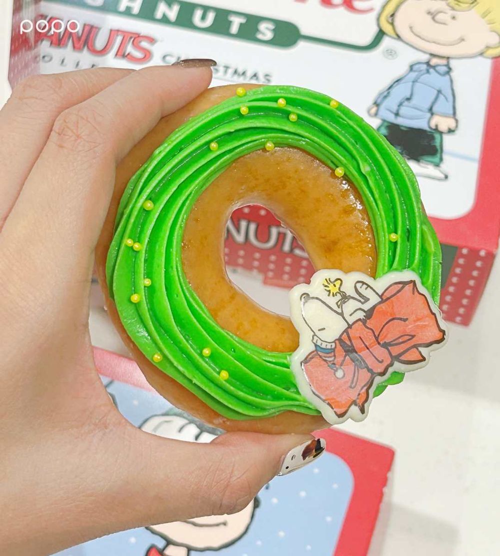 Krispy Kreme跟史努比聯名了！「大頭史努比、查理布朗肚肚甜甜圈」Q到捨不得吃、買再送聖誕小卡！-9