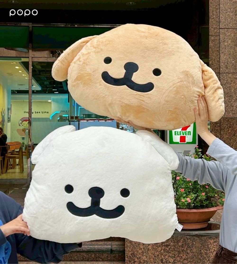 7-11開賣線條小狗周邊小物！超可愛「聖誕麋鹿小白吊飾、超巨大小黃金抱枕」萌到想全部帶回家！-5