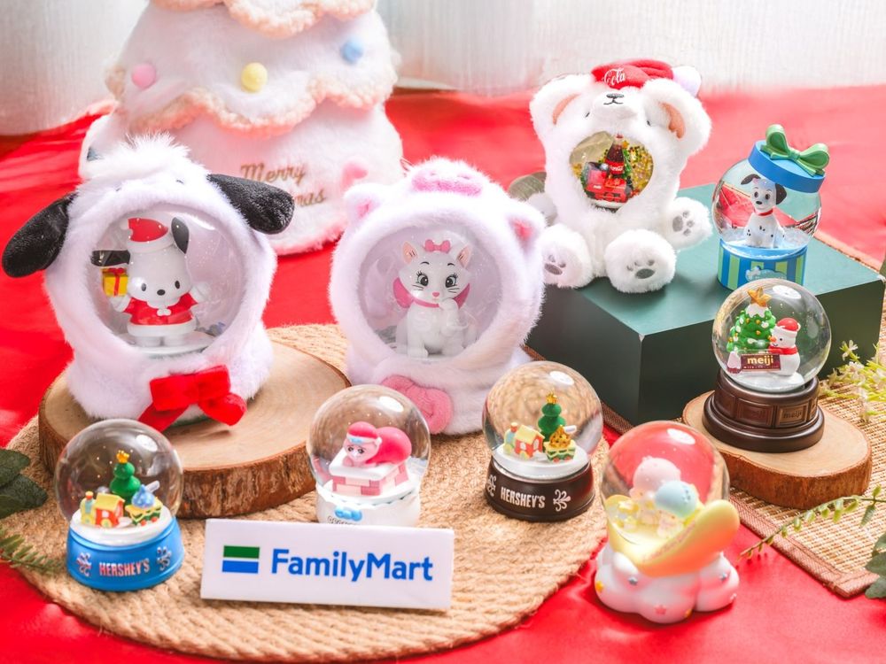 全家開賣超可愛聖誕福袋！Care Bears聖誕花圈、帕恰狗水晶球、白色聖誕樹置物盒全都想買！-3