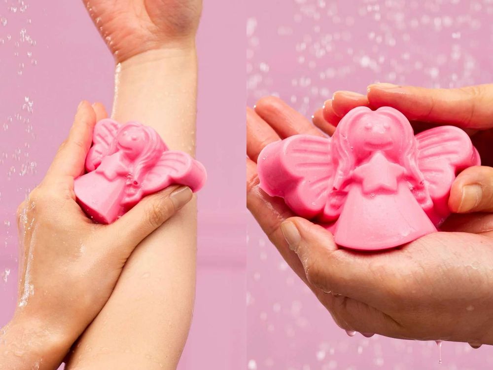 這就是聖誕節的味道！LUSH「雪天使系列」20週年，磨砂潤膚芭、護髮噴霧、香氛蠟燭，換上經典泡泡糖＋棉花糖甜香！-9