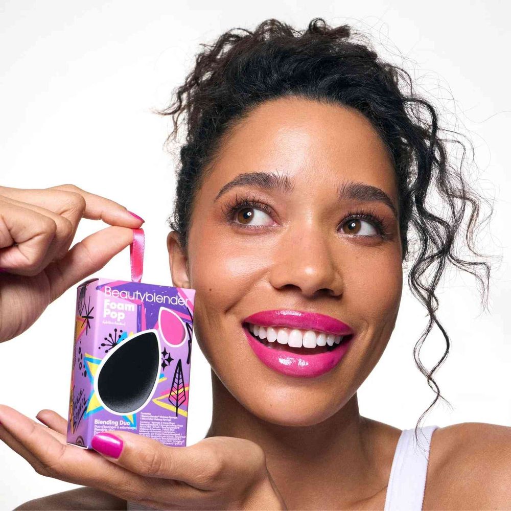 年末派對精緻妝容必備！Beautyblender節慶限定「大蛋、小蛋、吸油粉撲」一次擁有，閨蜜交換禮物保證送進心坎裡！-11