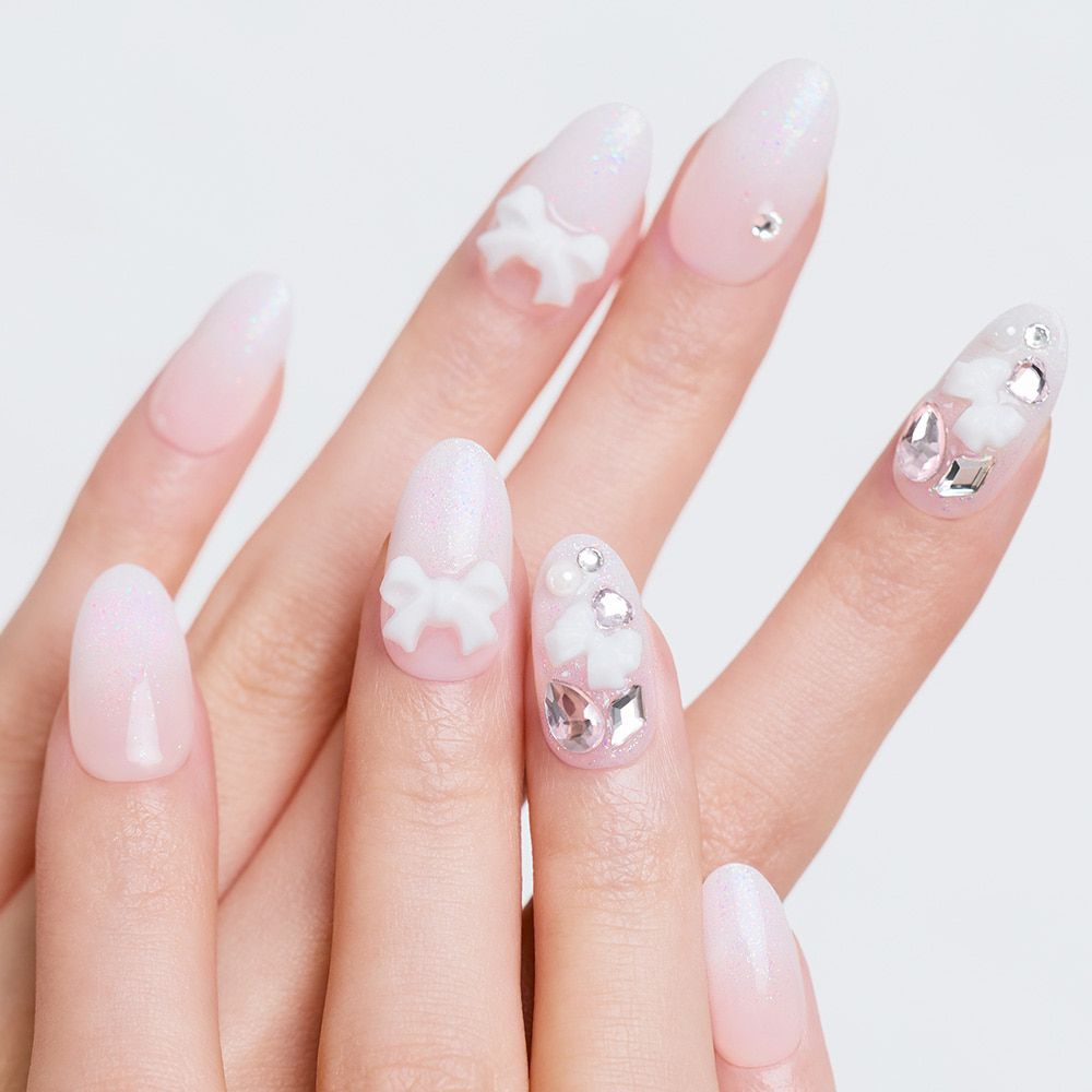 張員瑛同款美甲快收藏！韓國人氣美甲片冬季系列太夢幻「裸粉寶石、雪地貓眼、女人味酒紅」，不用傷荷包也能擁有光療美甲！-9