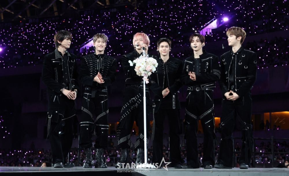 2025AAA亞洲明星盛典頒獎典禮得獎名單出爐！SKZ橫掃年度歌手七大獎，IU＆朴寶劍合體獲最佳CP獎！-11