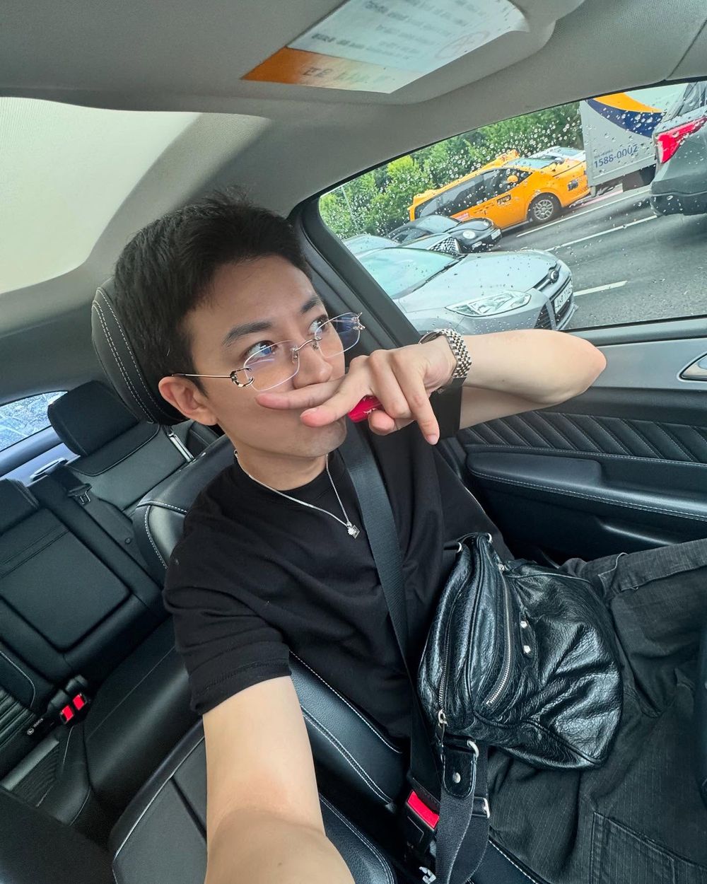 2026退伍KPOP偶像名單＆日期總整理！SEVENTEEN淨漢率先歸隊，在玹、金佑錫陸續回歸舞台！-5