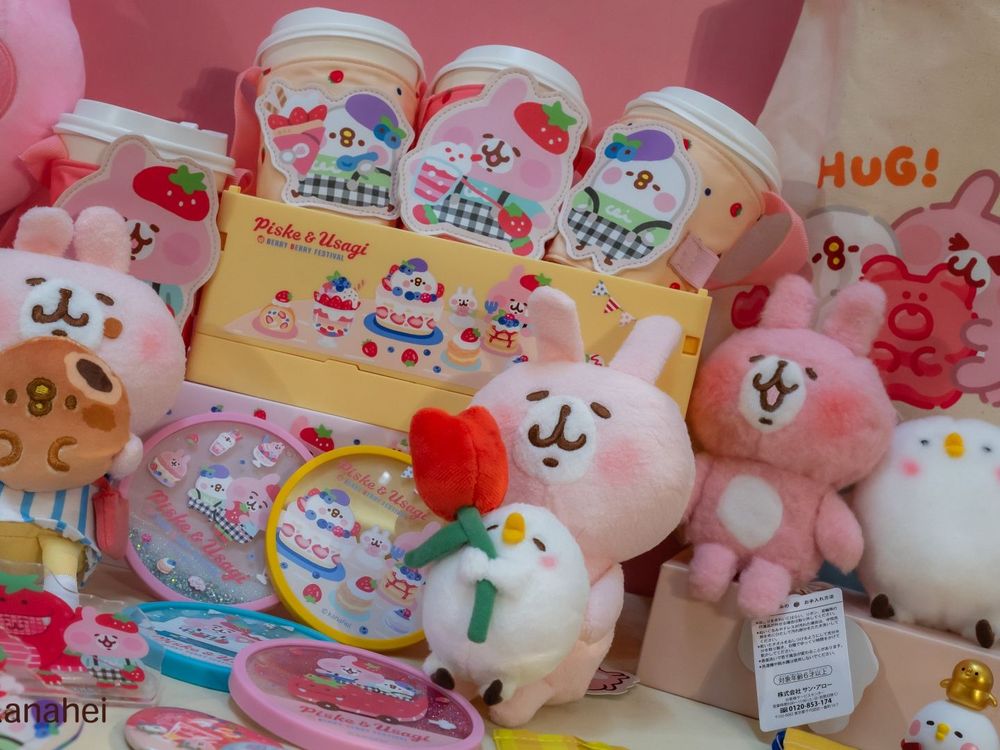 跟著兔兔去採草莓！卡娜赫拉的小動物快閃店「草莓兔兔證件套、鬱金香P助玩偶」全都想買！-14