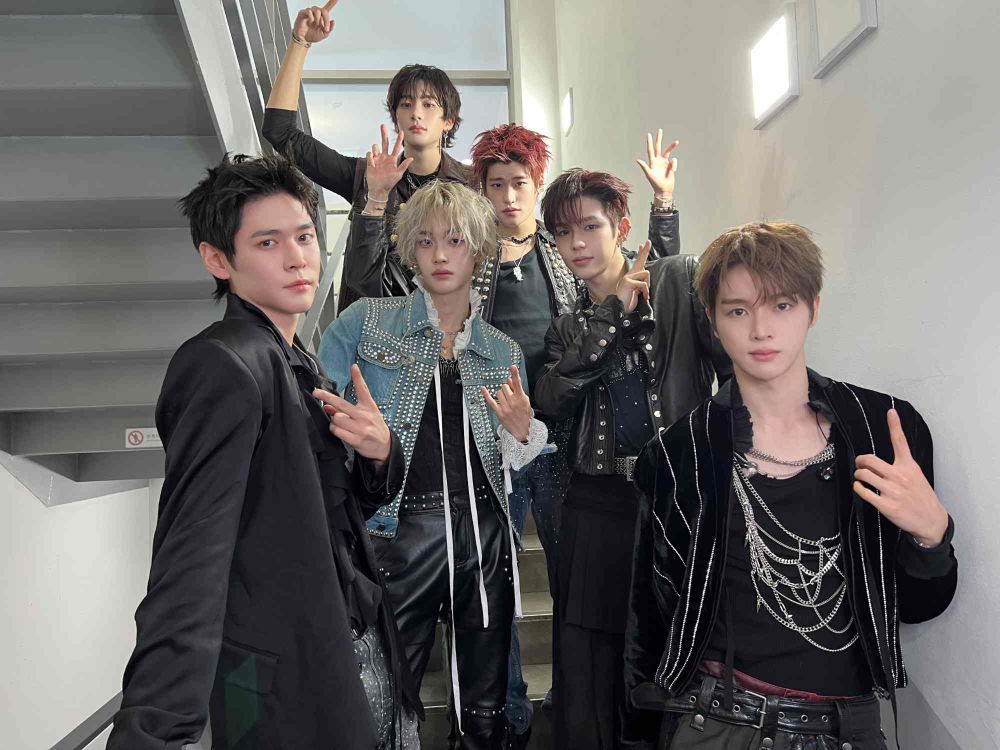 2025韓團專輯銷量排名TOP8公開！IVE成唯一入榜女團太強，Stray Kids奪「年度專輯」大賞創紀錄！-8