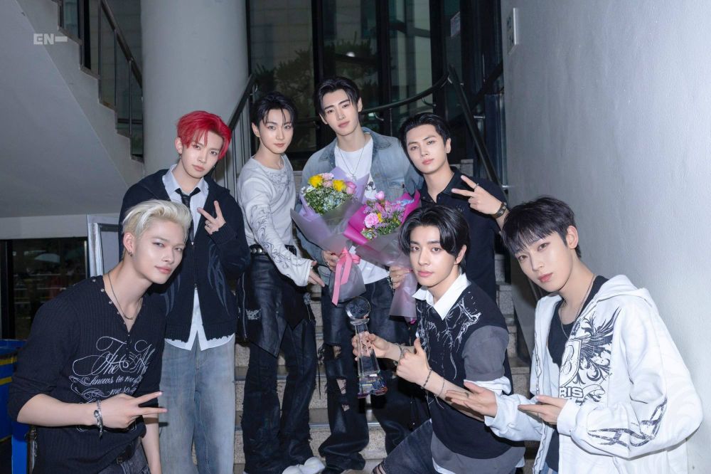 2025韓團專輯銷量排名TOP8公開！IVE成唯一入榜女團太強，Stray Kids奪「年度專輯」大賞創紀錄！-12