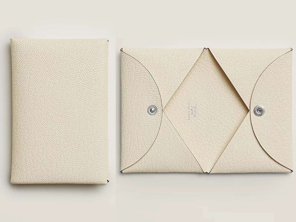 入門精品首選小皮件！年末最值得入手8款「奢牌卡夾、短夾」！CELINE、MIU MIU榮登日妞最愛-2