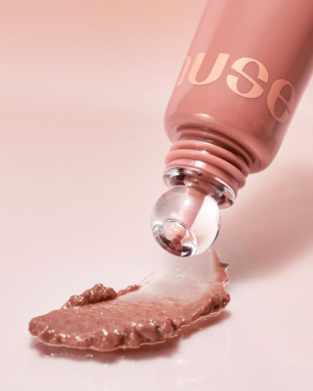 注入PDRN的保養唇釉！韓國小眾彩妝NUSE全新「巧克力光澤唇釉」實現濃郁融化的巧克力唇、甜度爆表登場！-3