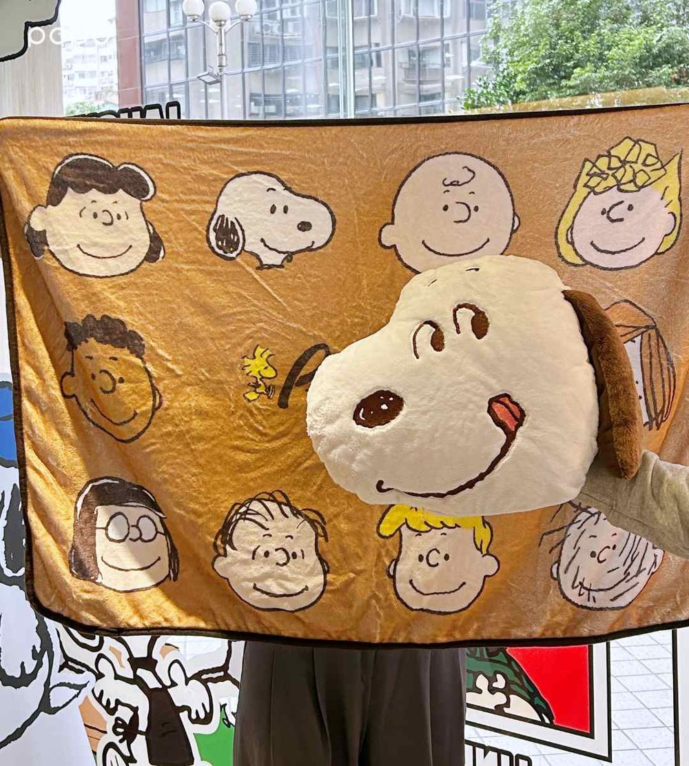 麥味登又跟史努比聯名啦！超可愛「鬆餅堡史努比玩偶、拿厚牛堡歐拉夫吊飾」這天軟萌開賣！-10