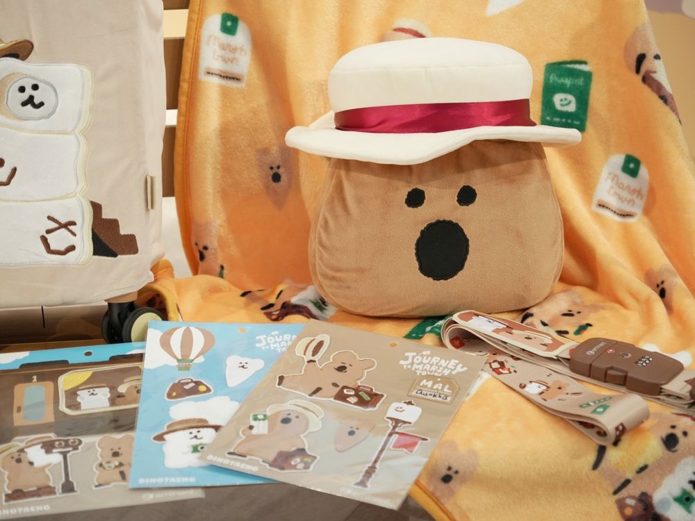 萬國通路eminent聯名人氣IP「DINOTAENG」矮袋鼠「旅行裝扮」行李箱、收納可愛爆！-4