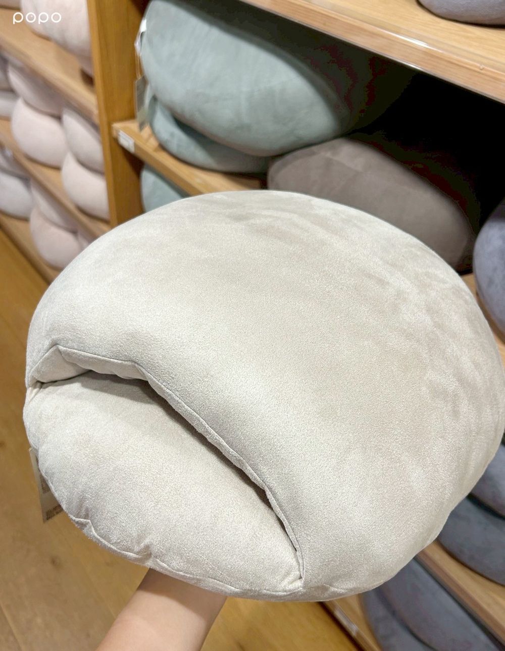 2025無印良品必買8大聖誕交換禮物推薦！日妞超愛「藍牙喇叭、超舒服午睡枕」百元內就能買！-7