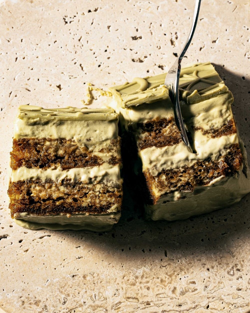 2025冬季必吃開心果甜點推薦！「星巴克開心果布丁、LADY M開心果千層、承繼開心果提拉米蘇」全都想吃！-10