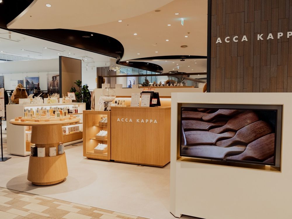 義式精品香氛ACCA KAPPA落腳誠品松菸，熱銷全球香氛、手工梳通通買得到，開幕試香抽經典白麝香、消費加碼抽獎！-16