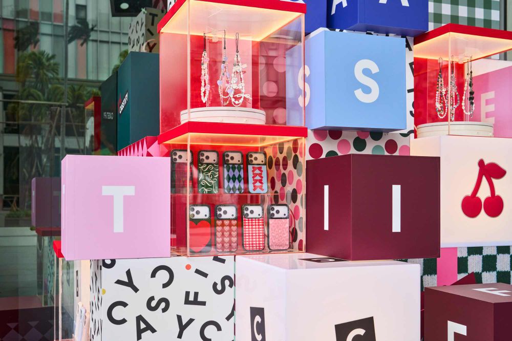 CASETiFY巨型3.2公尺聖誕樹在這！還有全台獨家DIY串珠！聖誕交換禮物超適合！-8