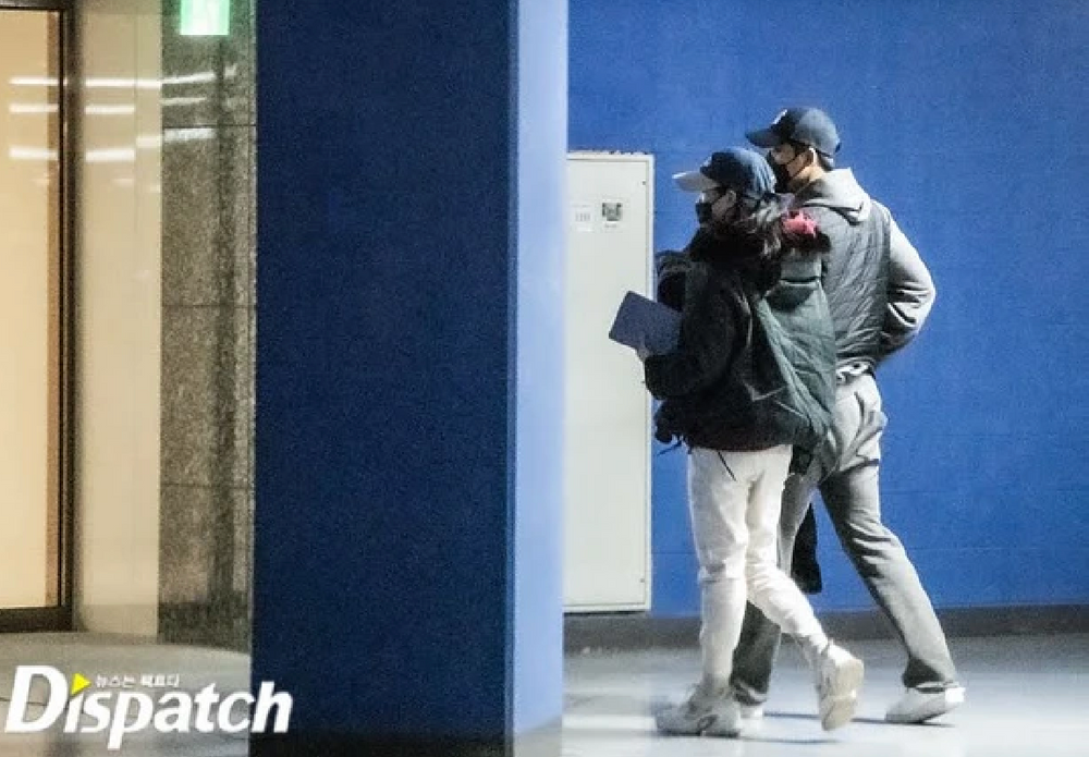 這7對「D社情侶」太震驚！JENNIE戀情轟動全網，IU李鍾碩跨年官宣、李到晛林智妍愚人節認愛，最後一組被爆粉絲崩潰！-8