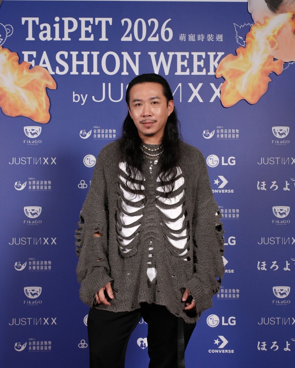 萌度炸裂！臺北萌寵時裝週登場！薔薔豹紋性感亮相、多隻浪浪變身T台小模...可愛爆棚！-7