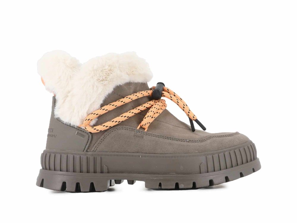 冬天腳腳也要保暖！下半五雙「高顏值雪靴」推薦！UGG照樣是王者、Rockfish毛毛靴爆紅！-9