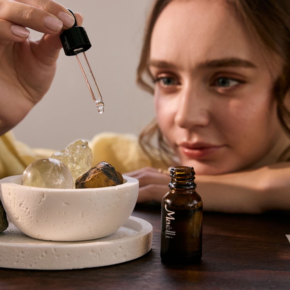 2025年末必擁有轉運香氛禮盒！Maélli首推神諭系列「水晶共振結合香氣」，財富顯化、招桃花、防小人通通滿足！-14