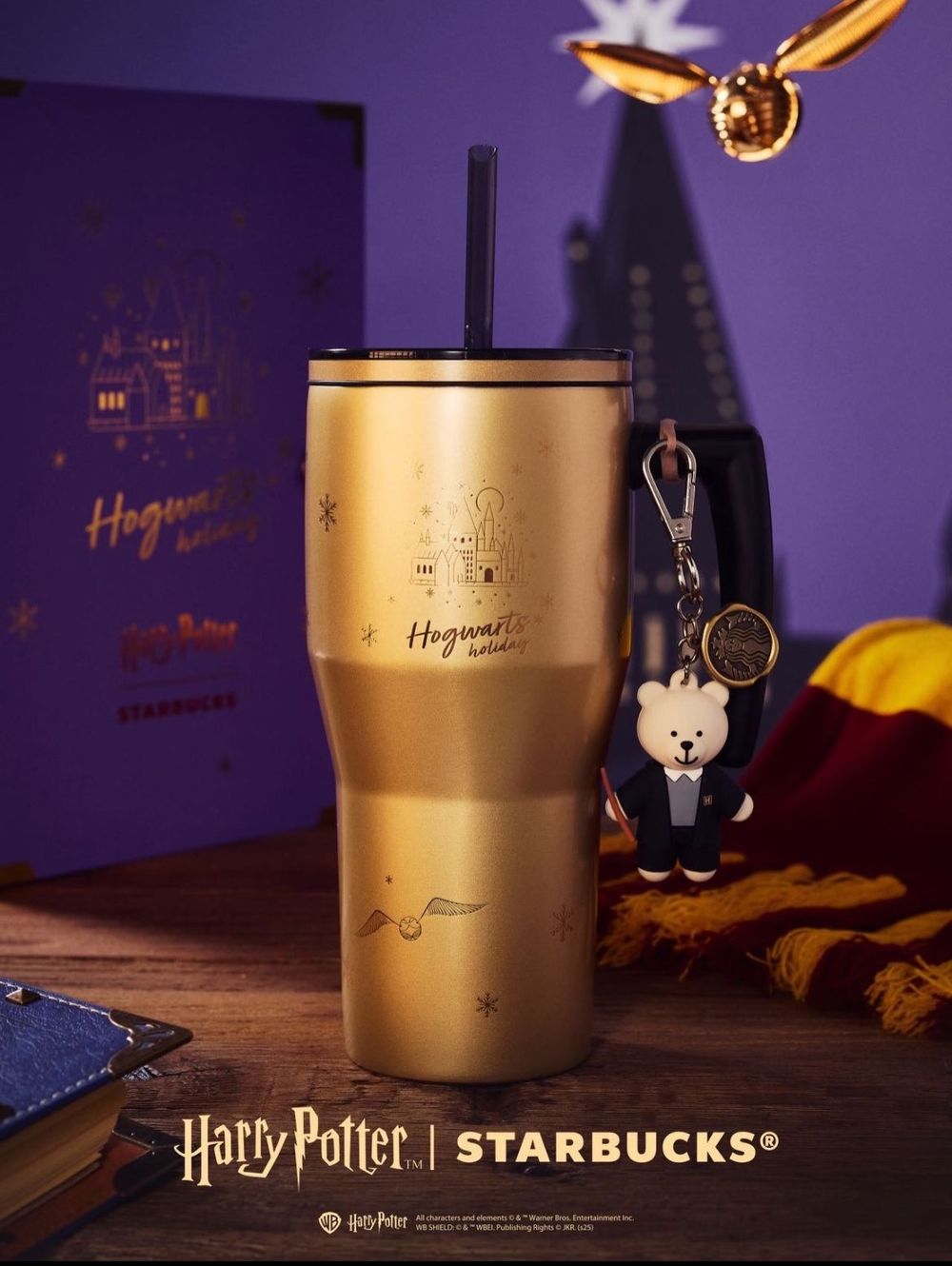 星巴克跟哈利波特聯名了！「四大學院馬克杯、霍格華茲學院玻璃杯、魔法師小熊吊飾」全都太想買！-10