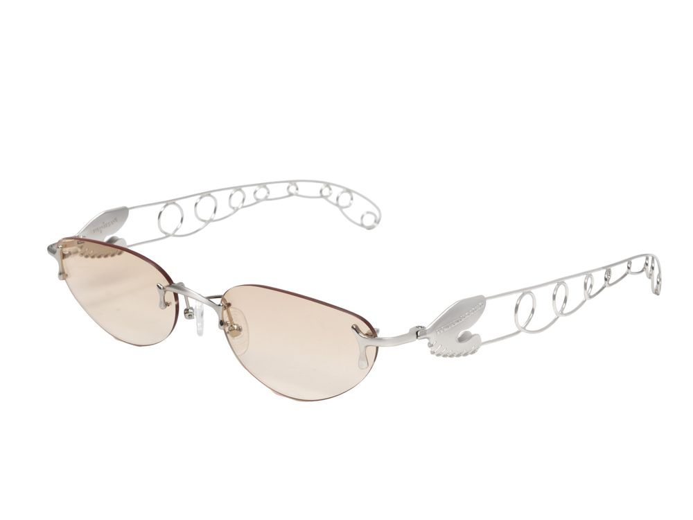 KlassiC.聯手NewJeans、水原希子愛牌！mEltEd potato聯名系列「梳子鏡腳」荒唐又可愛！？-4