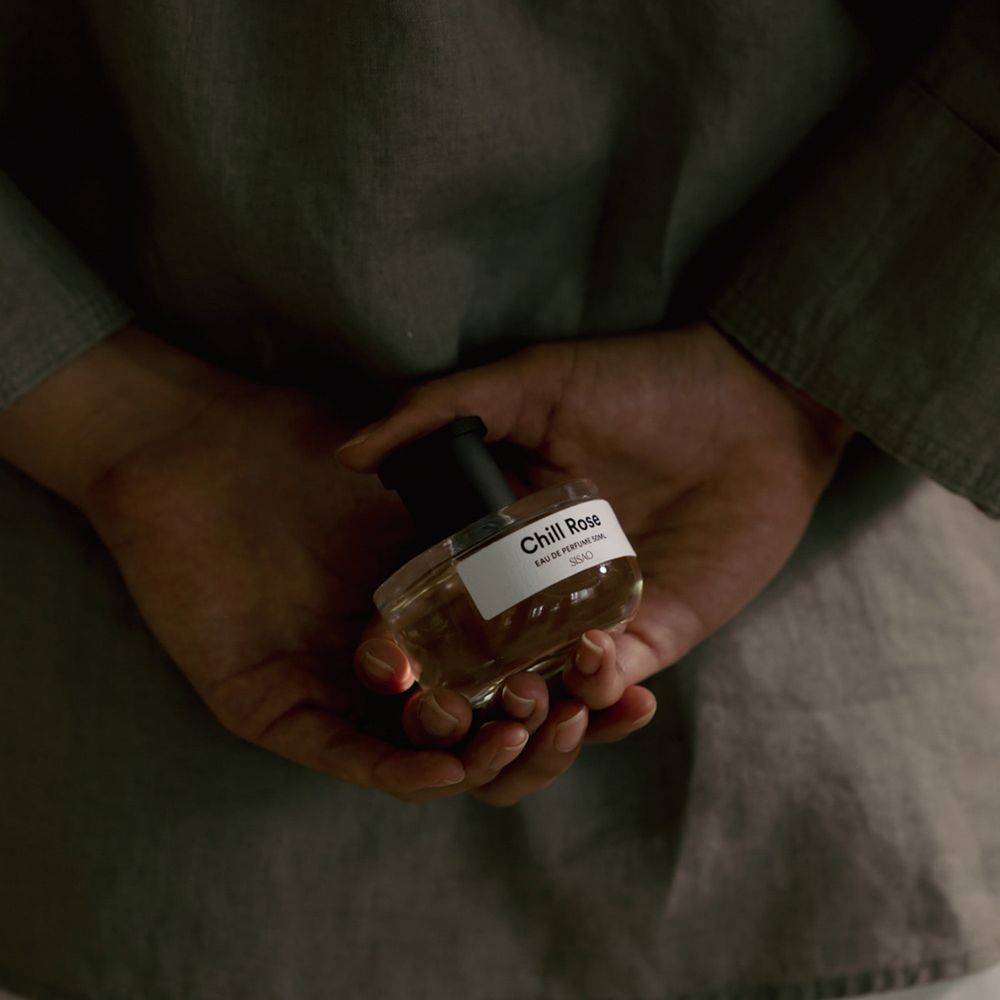 Karina送粉絲的香水找到了！韓國小眾香氛SISAO爆紅，卡寶同款「無花果奶香」是漂亮女生的味道！-3