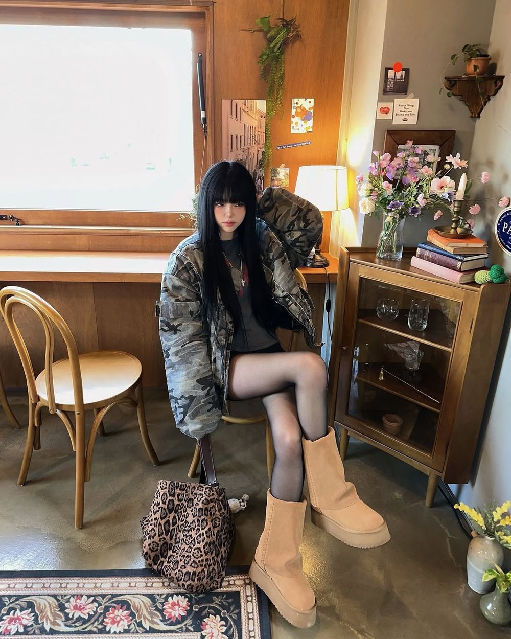 2025秋冬6大靴子穿搭守則！「長裙、堆堆襪」重點得筆記、跨年最辣戰靴穿法就選第三招！-12