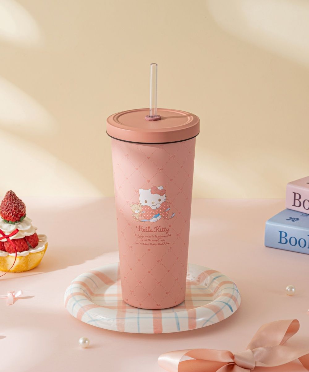 2025最新Hello Kitty聯名周邊懶人包！超可愛蝴蝶結水杯、H&M凱蒂貓家居用品、聯名軟糖全都想買！-14