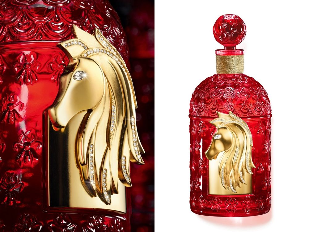 2026馬年高訂香水首發！嬌蘭限量「摯紅幸運淡香精」24K金＋施華洛世奇水晶馬首瓶身，奢華香氛天花板非它莫屬！-3