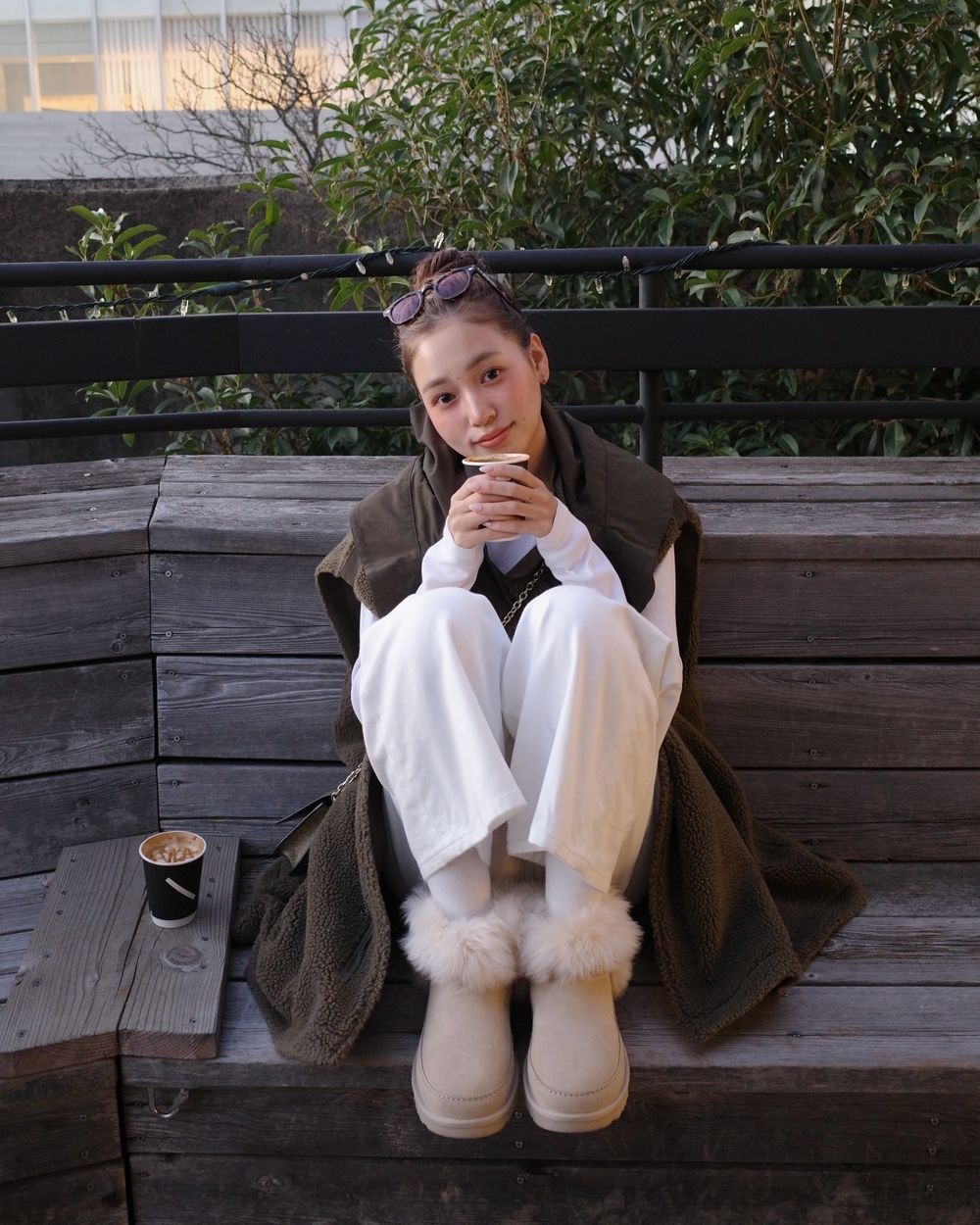 UGG冬季爆款「雪靴、毛毛鞋」一次看！釜山女神李晧禎超愛這款、快衝忠孝SOGO快閃店逛逛！-14