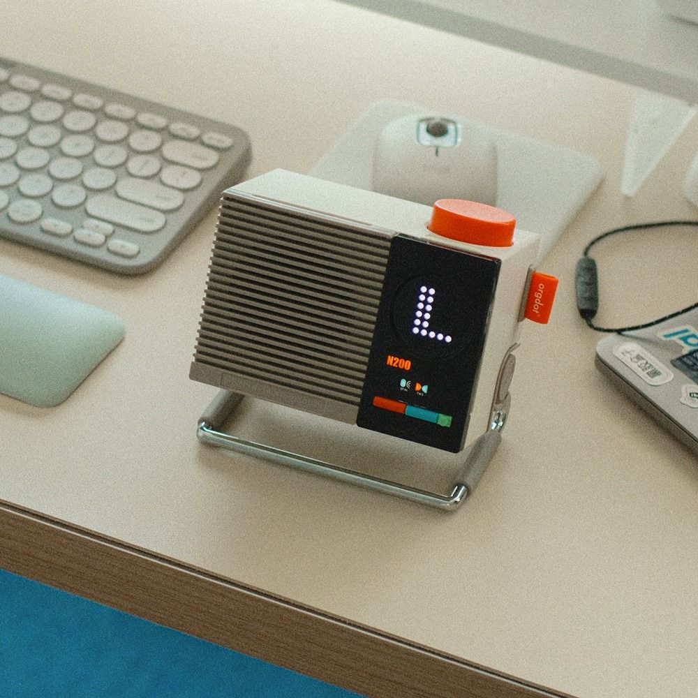 2025聖誕節9大交換禮物推薦！韓妞瘋搶「可麗露線香座」、超復古錄音機造型藍牙喇叭全都太想買！-3