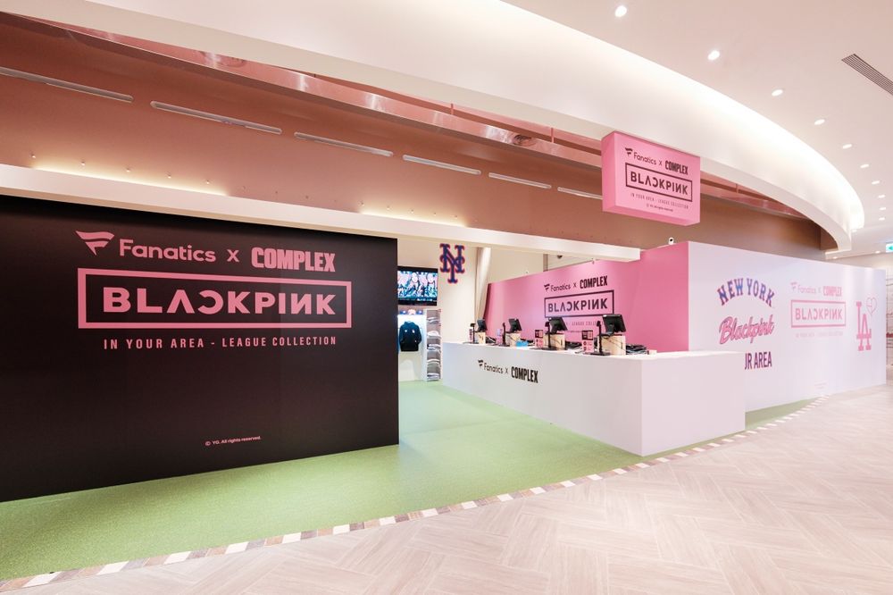 BLINK們注意！BLACKPINK最新快閃店降臨微風南山！Lisa同款「MLB棒球帽」這裡買！-3