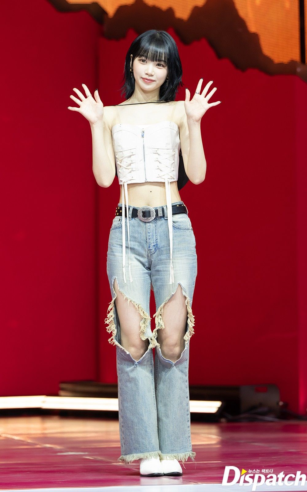 細到不合理！韓網熱議8位「螞蟻腰」KPOP女偶像！張員瑛比例太不科學，Rosé、雅賢腰線最誇張！-4