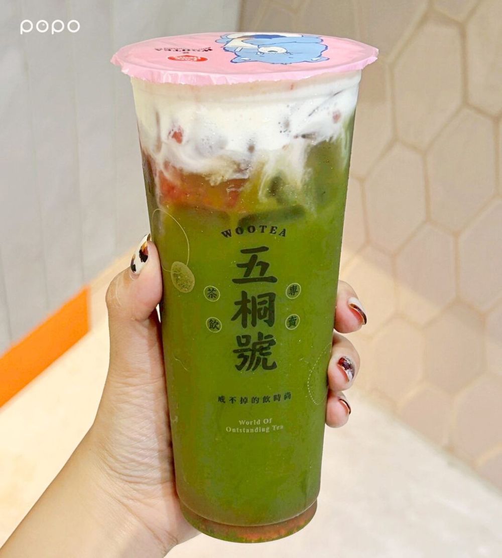 2025冬季必喝手搖飲新品懶人包！五桐號「雪絨草莓奶酪」療癒回歸、可不可「這杯」脆友都狂推！-6