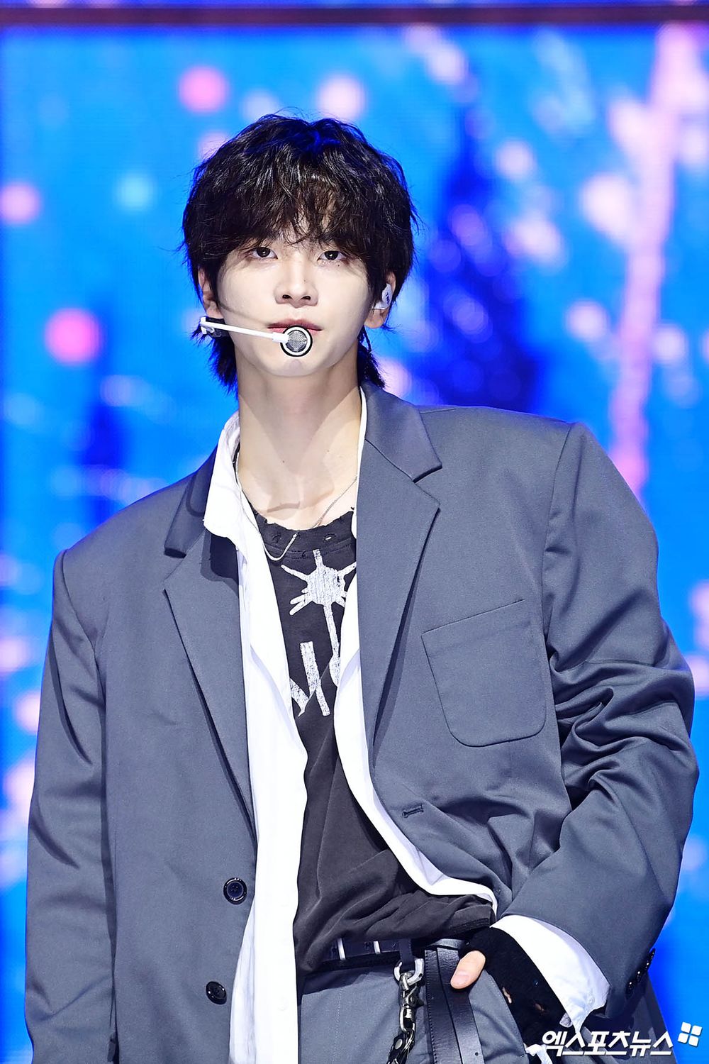 韓網熱議6位肩膀最性感的男偶像！珉奎「男友力」爆棚，元彬、Jin「肩膀流氓」全上榜！-11