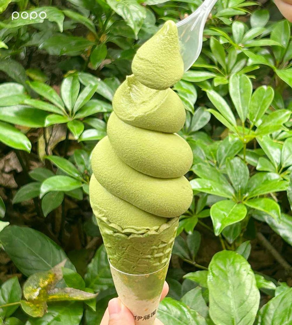 一支不用38元！全家3月最新「伊藤園抹茶霜淇淋」香氣超濃太療癒、還有聯名甜點要吃！-3