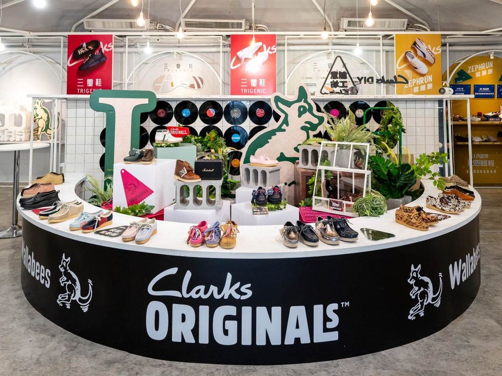 日走萬步沒問題！邊佑錫也愛的Clarks袋鼠鞋新品美瘋！「沙漠新色、芭蕾鞋」每一雙都想買！-1