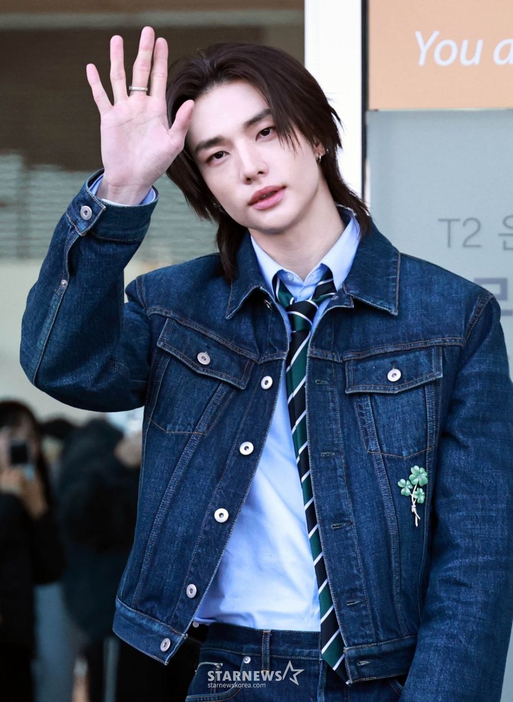 網熱議6位「清冷感神顏」KPOP男偶像！鉉辰「頹廢美」出圈，圓佑、成訓冰山王子感十足！-4