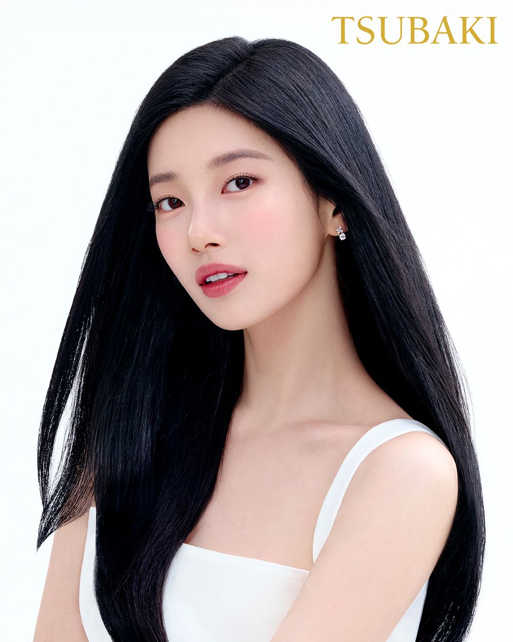 國民初戀秀智接棒李聖經！TSUBAKI思波綺官宣全新代言人，天使光秀髮全靠「金髮膜」，一抹即沖也能讓頭髮柔亮滑順！-2