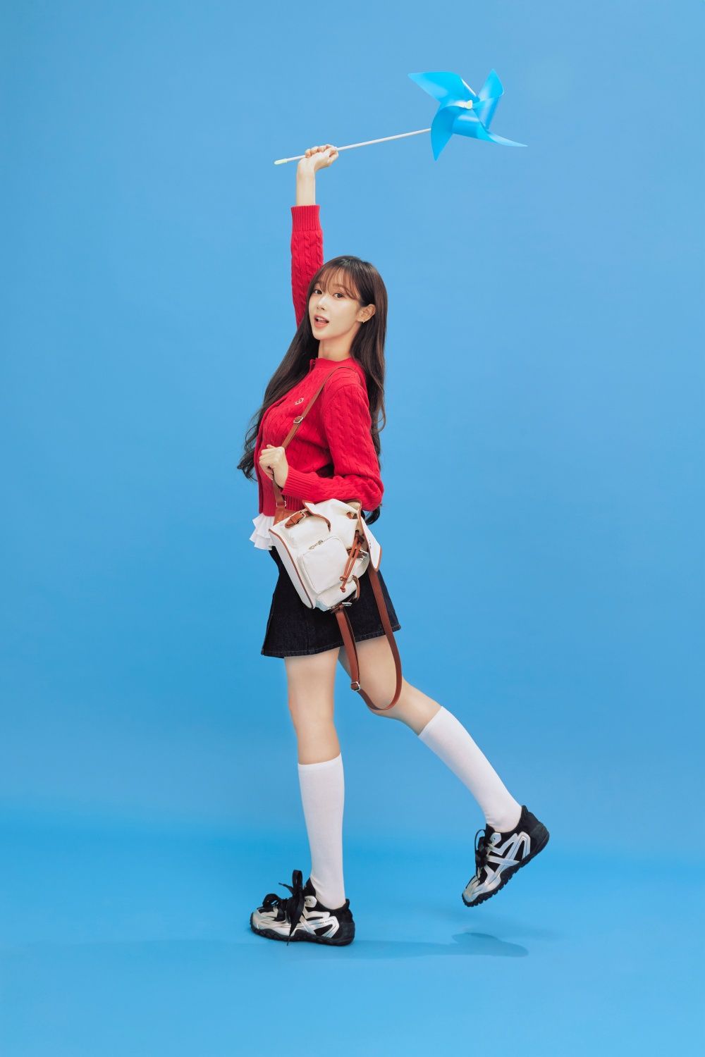 韓牌Wacky WiLLy春天新品超好看！aespa Giselle同款大學T要搶、滿額還送小卡！-6