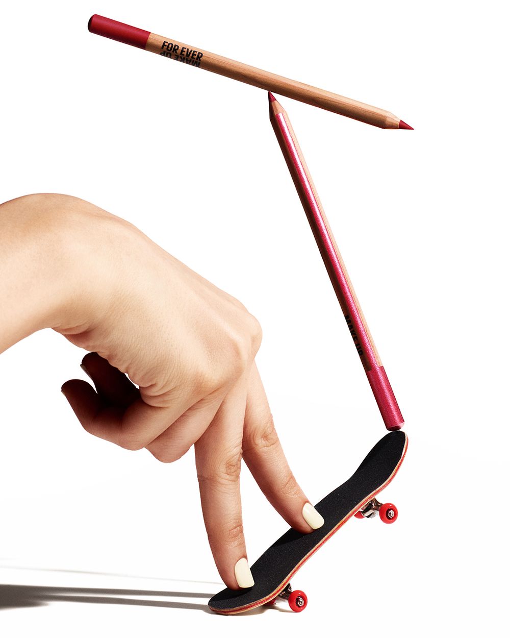 霧感裸唇趨勢回歸！MAKE UP FOR EVER全新「特霧水唇釉＋多功能彩妝筆」，兩重點打造同色系氛圍妝！-16