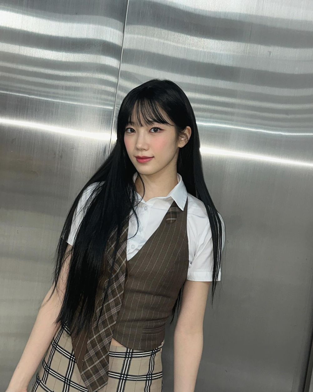 網公認7位「淡顏系天花板」KPOP女偶像！Jisoo高級感十足，秀智、舒華「初戀女神」代表-4