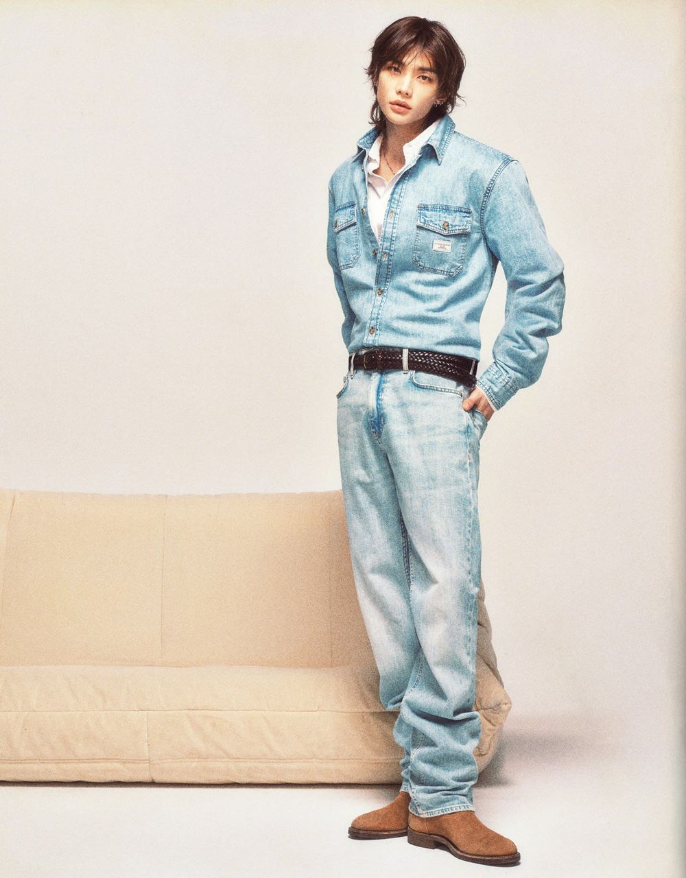 一早就被帥醒！GUESS真的找SKZ鉉辰拍廣告！「低腰＋內褲頭外露」太性感、STAY們又幸福了！-6